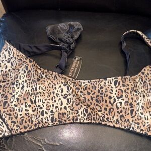 Victoria's Secret Leopard Print Bra nwt